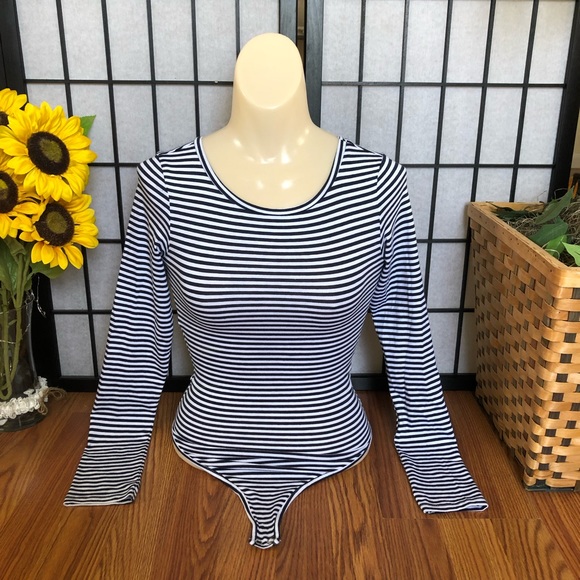 Primark Tops - 🌼 PRIMARK NAVY/WHITE STRIPED BODYSUIT 🌼